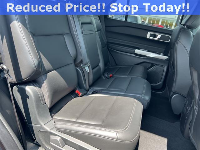 2023 Ford Explorer Vehicle Photo in GREEN BAY, WI 54304-5303