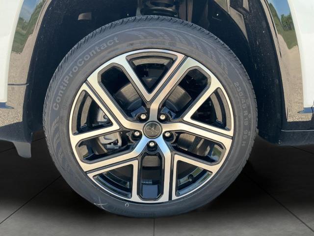 2025 Jeep Compass Vehicle Photo in Kaukauna, WI 54130