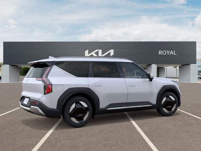 2026 Kia EV9 Vehicle Photo in Tucson, AZ 85712