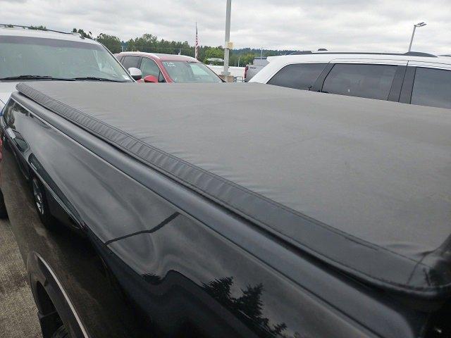 2017 Nissan Titan Vehicle Photo in PUYALLUP, WA 98371-4149