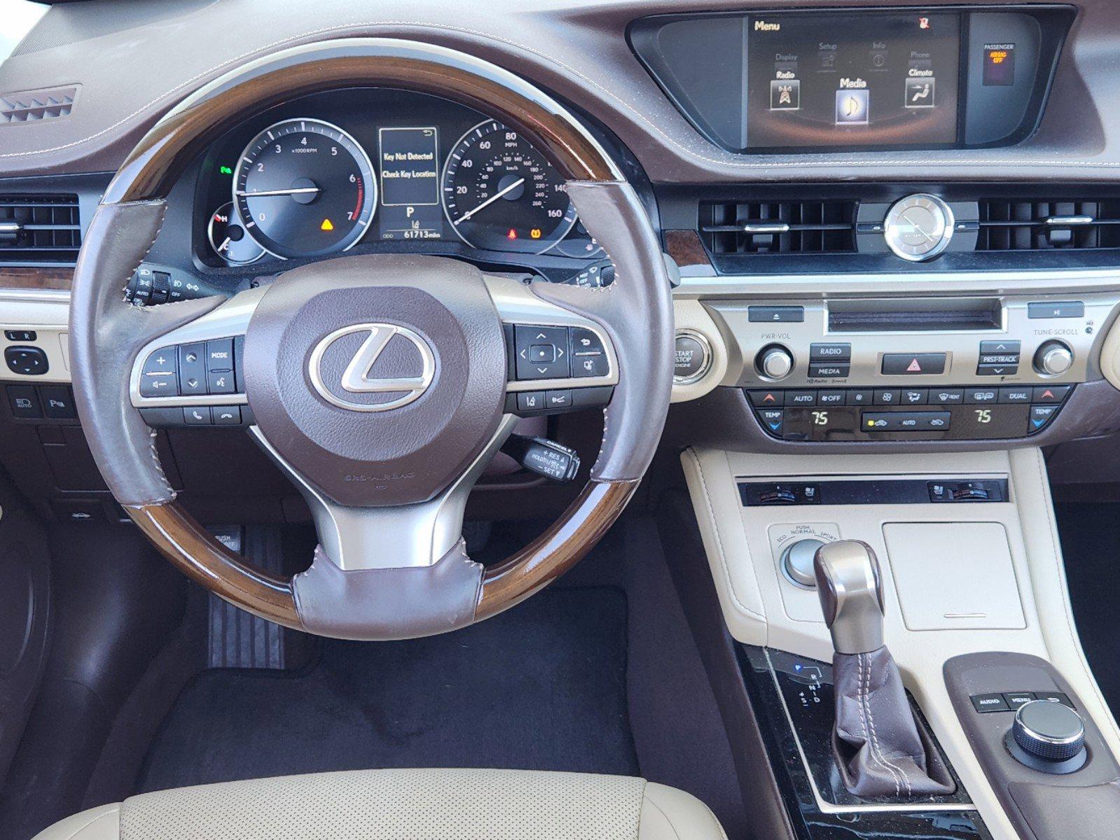 2016 Lexus ES 350 Vehicle Photo in PLANO, TX 75024