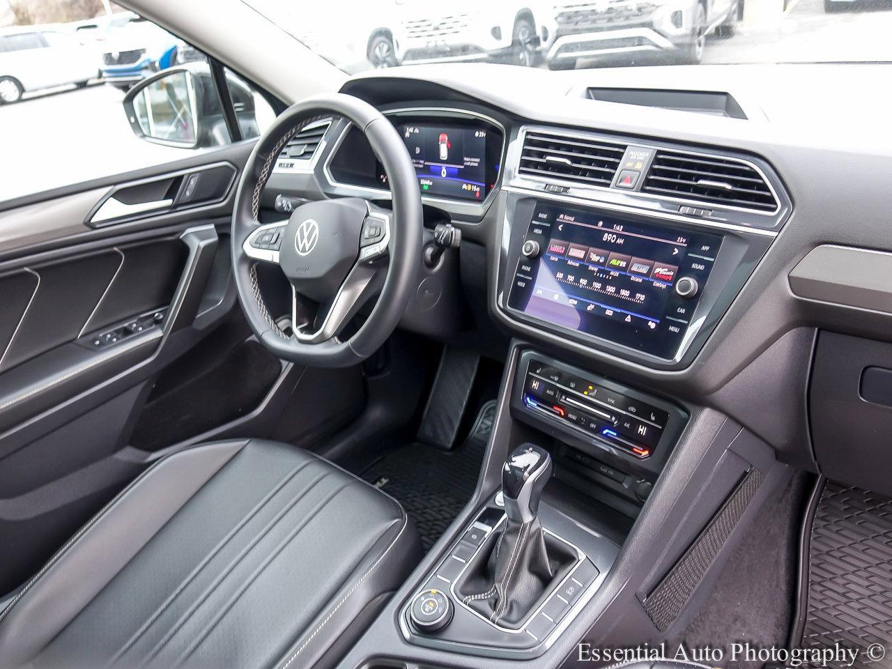 2022 Volkswagen Tiguan Vehicle Photo in Saint Charles, IL 60174