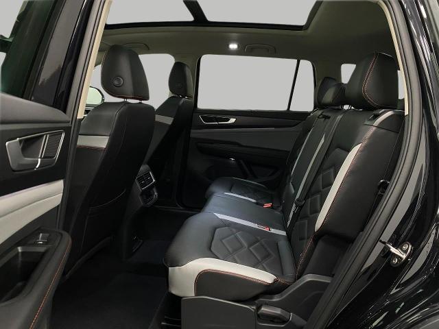 2025 Volkswagen Atlas Vehicle Photo in Appleton, WI 54913