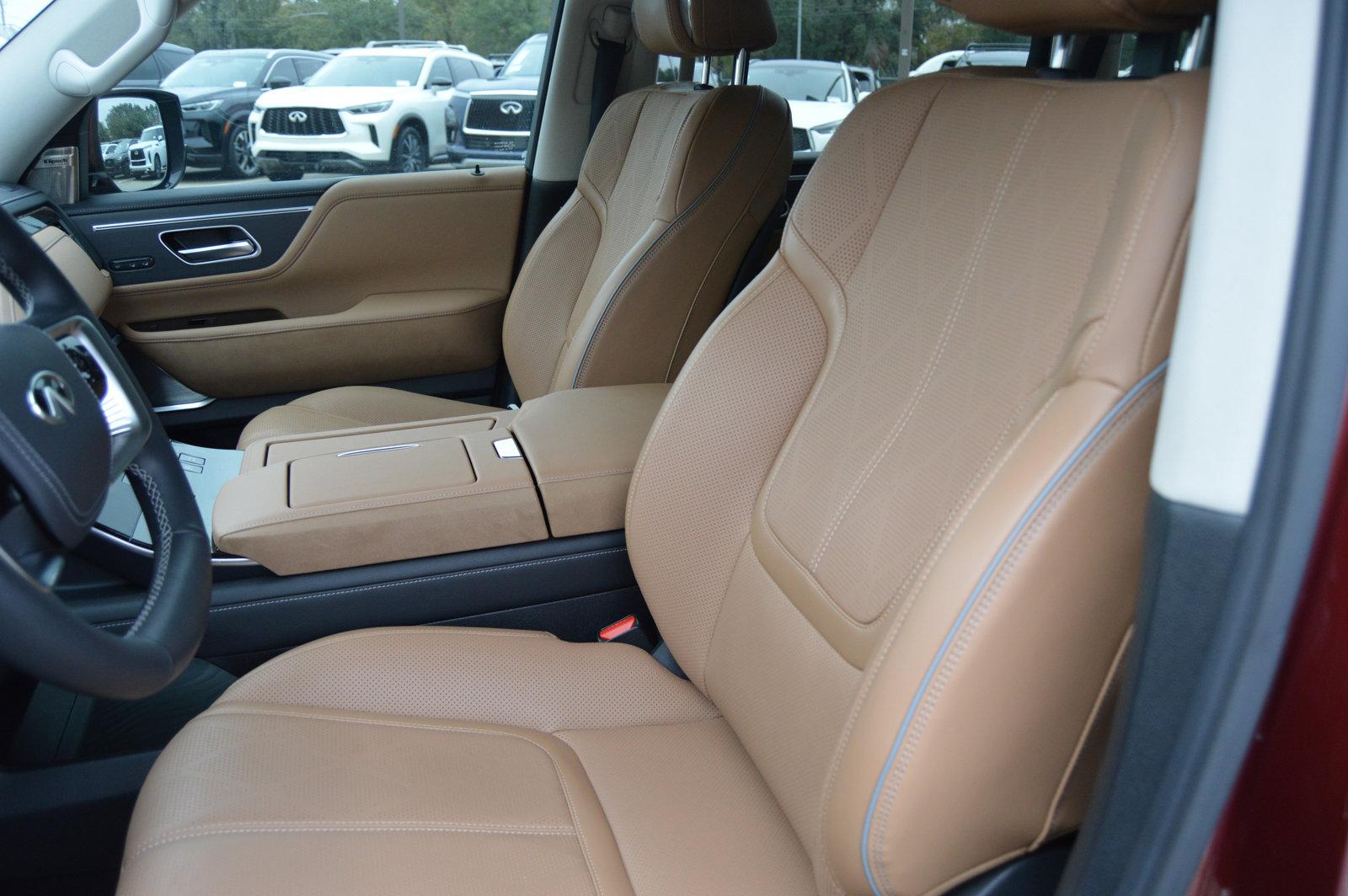 2025 INFINITI QX80 Vehicle Photo in Houston, TX 77090