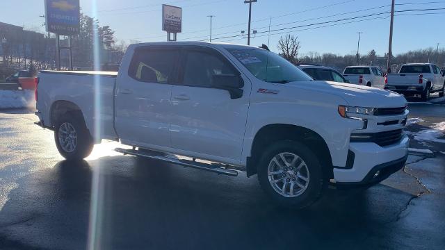 2021 Chevrolet Silverado 1500 Vehicle Photo in MOON TOWNSHIP, PA 15108-2571