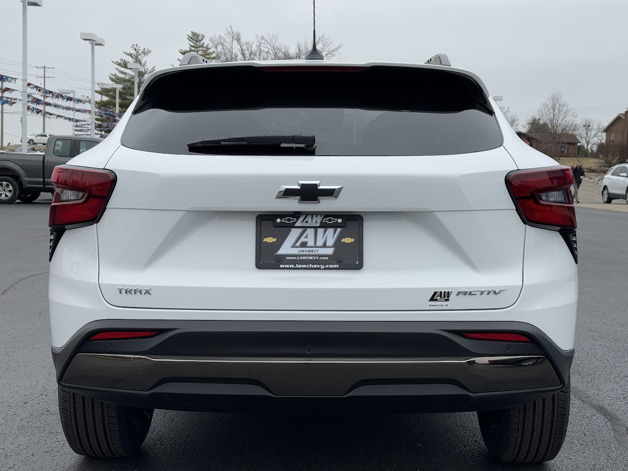 2025 Chevrolet Trax Vehicle Photo in BOONVILLE, IN 47601-9633