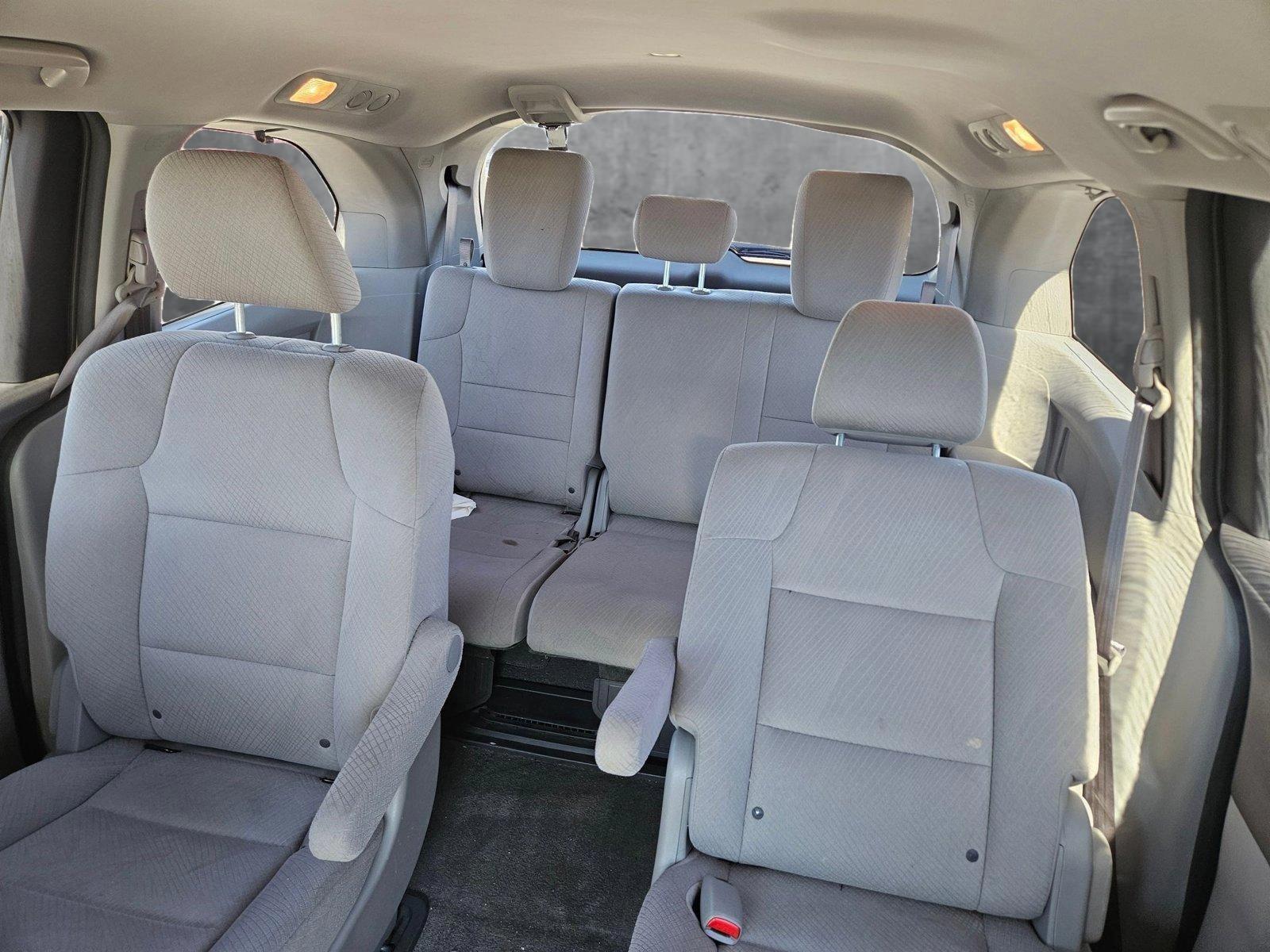 2016 Honda Odyssey Vehicle Photo in NORTH RICHLAND HILLS, TX 76180-7199