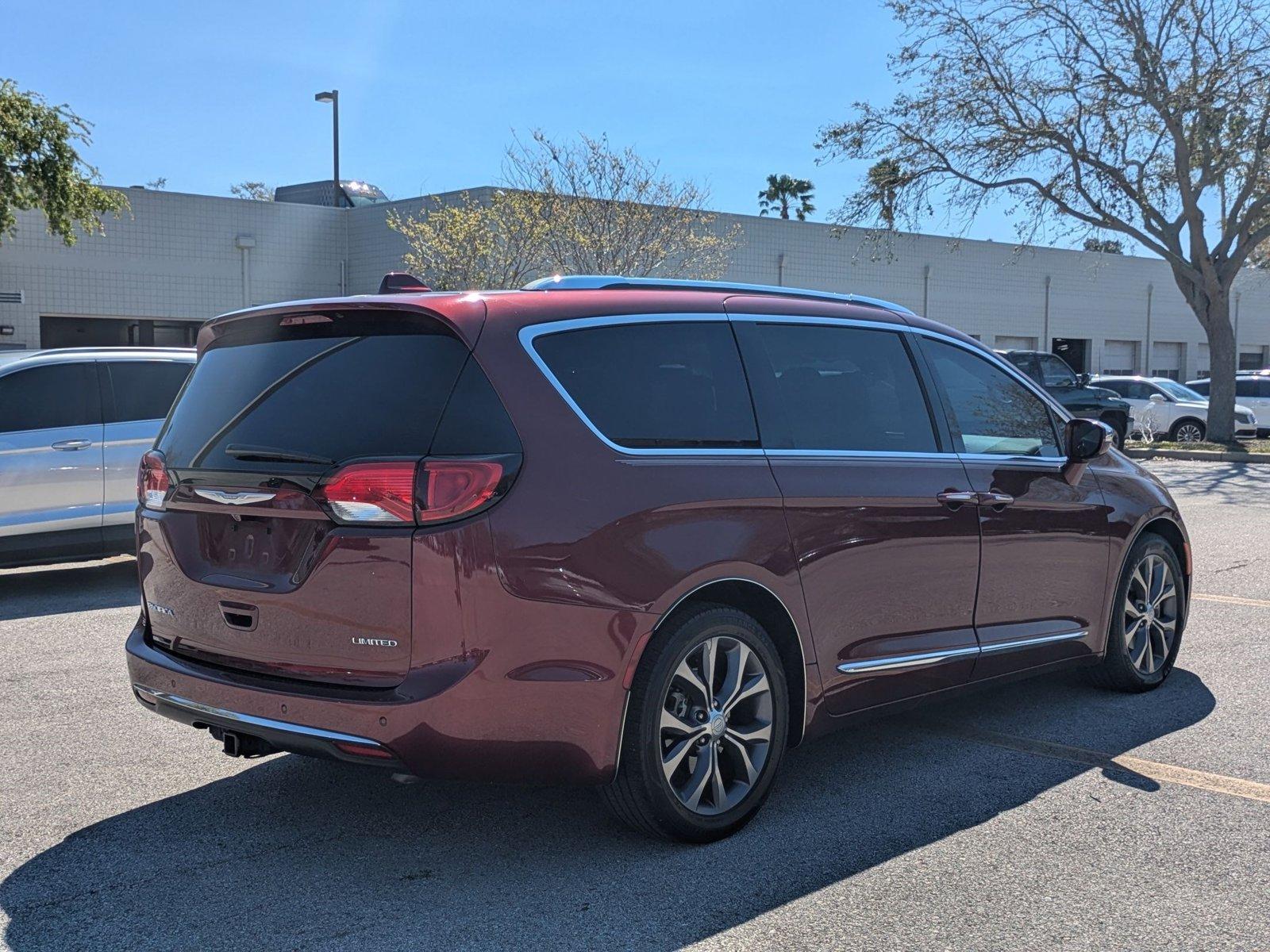 2017 Chrysler Pacifica Vehicle Photo in Clearwater, FL 33765