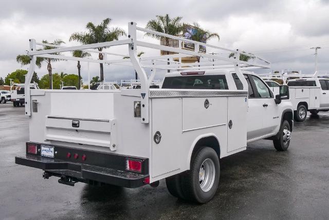 2025 Chevrolet Silverado 3500 HD CC Vehicle Photo in VENTURA, CA 93003-8585