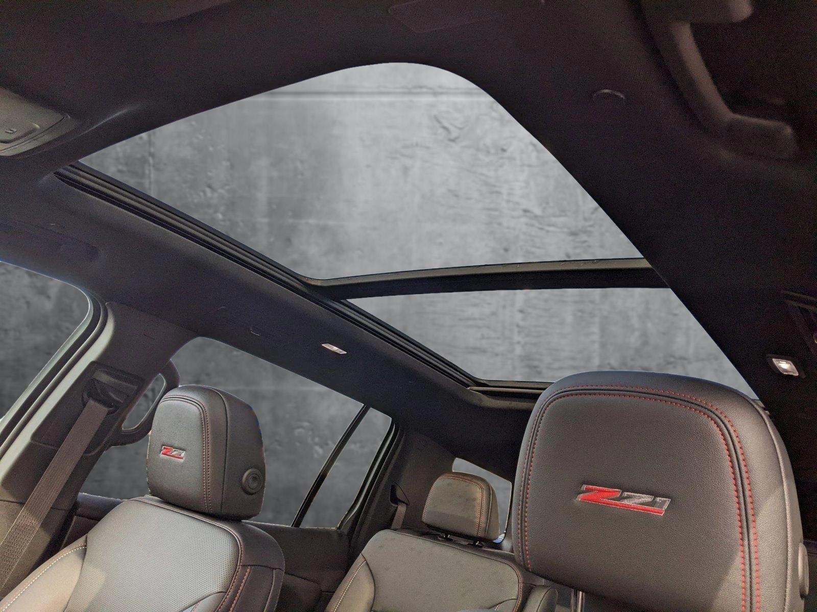 2025 Chevrolet Traverse Vehicle Photo in TIMONIUM, MD 21093-2300