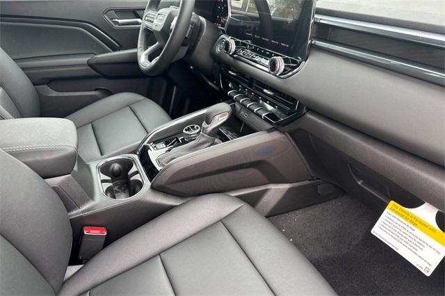 2025 GMC Canyon Vehicle Photo in ELK GROVE, CA 95757-8703