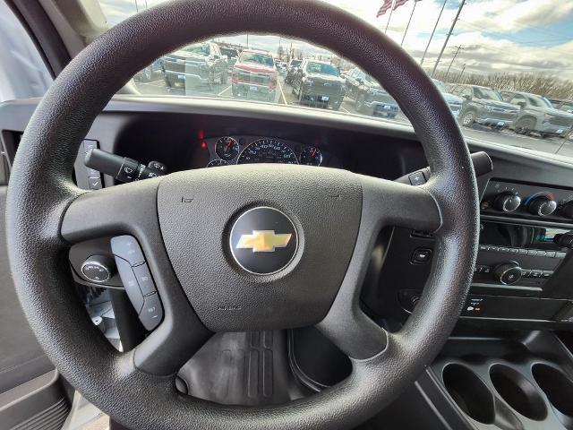 2023 Chevrolet Express Cargo 2500 Vehicle Photo in GREEN BAY, WI 54304-5303