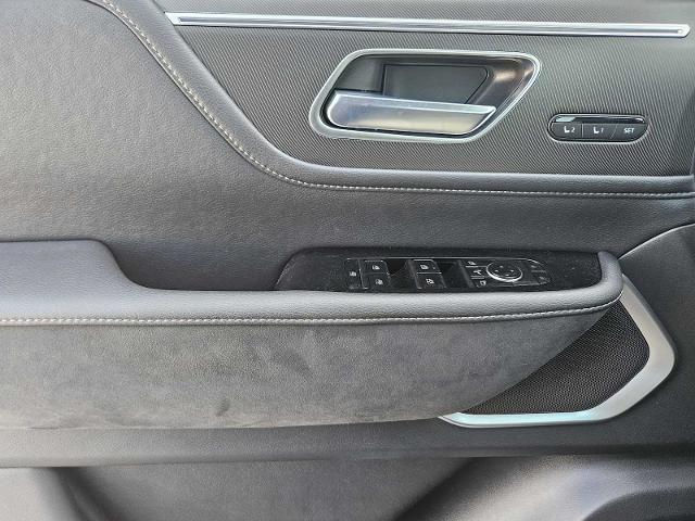 2025 INFINITI QX80 Vehicle Photo in Fort Worth, TX 76132