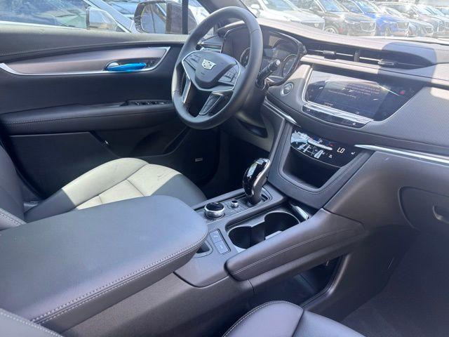 2025 Cadillac XT5 Vehicle Photo in DELRAY BEACH, FL 33483-3294