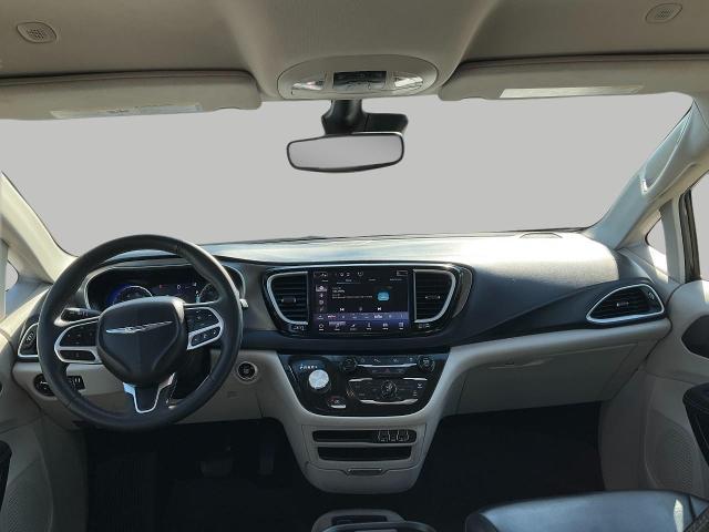 2023 Chrysler Pacifica Vehicle Photo in Kaukauna, WI 54130