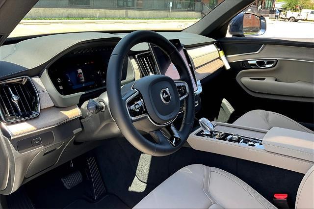 2025 Volvo XC90 Vehicle Photo in Houston, TX 77007