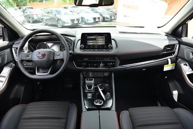 2025 Nissan Rogue Vehicle Photo in Ballwin, MO 63011
