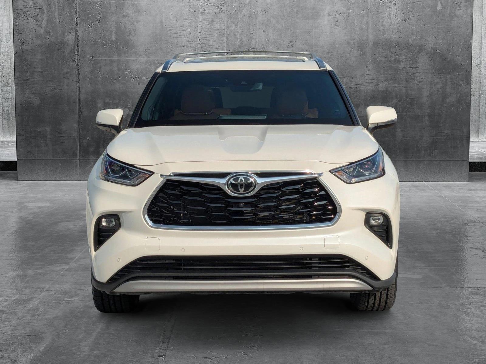 2021 Toyota Highlander Vehicle Photo in Clearwater, FL 33765
