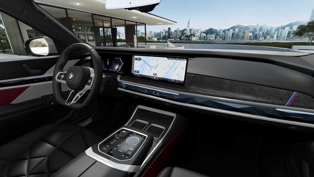 2025 BMW 740i xDrive Vehicle Photo in GRAPEVINE, TX 76051