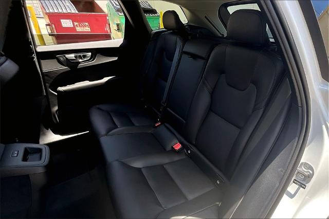 2025 Volvo XC60 Vehicle Photo in Houston, TX 77007