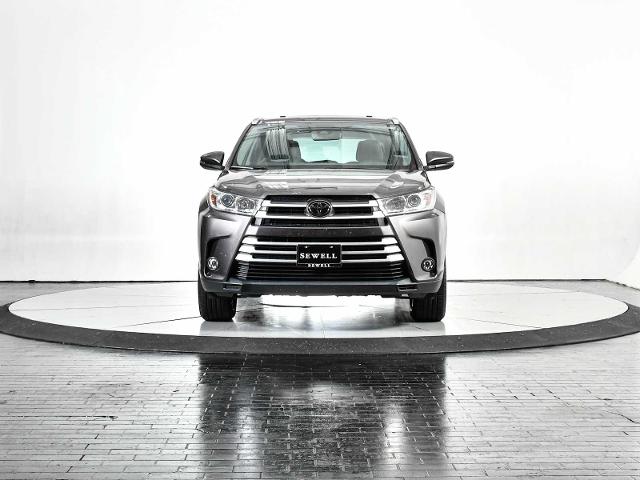 2019 Toyota Highlander Vehicle Photo in DALLAS, TX 75235