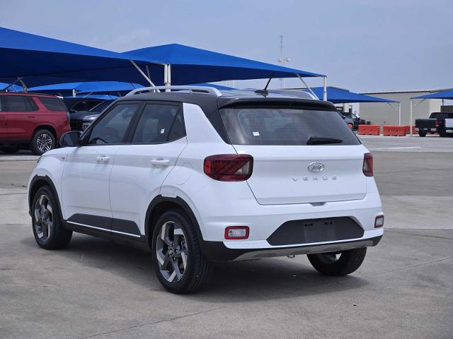 2024 Hyundai VENUE Vehicle Photo in DENTON, TX 76210-9321