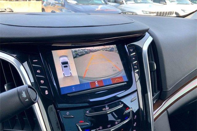 2020 Cadillac Escalade Vehicle Photo in KANSAS CITY, MO 64114-4502