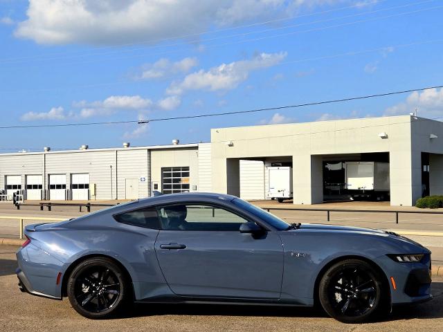 2024 Ford Mustang Vehicle Photo in Weatherford, TX 76087