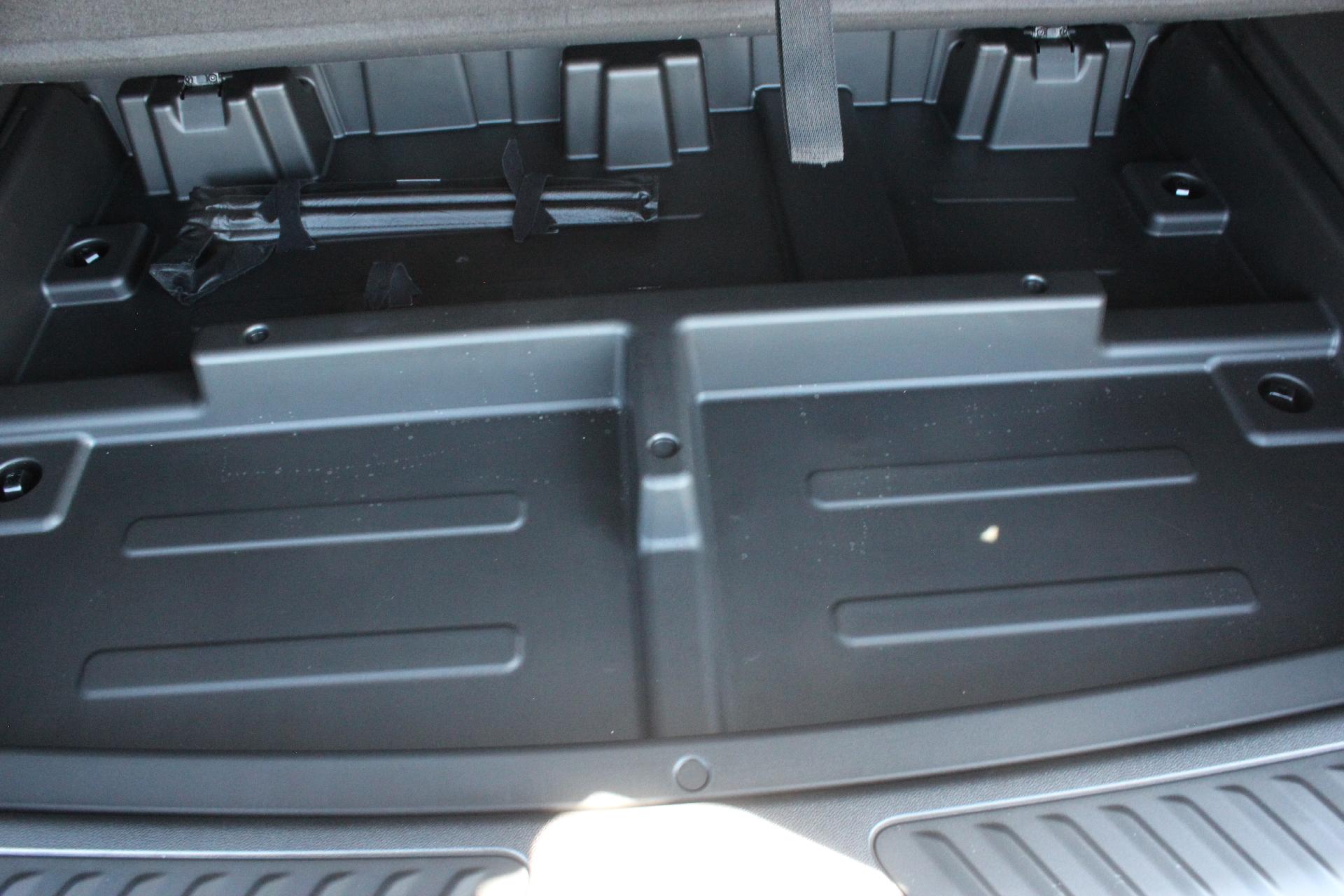 2025 GMC Yukon XL Vehicle Photo in AURORA, CO 80012-4011