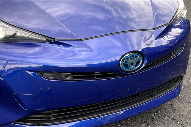 2017 Toyota Prius Vehicle Photo in INDEPENDENCE, MO 64055-1314