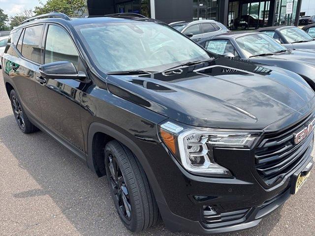 2024 GMC Terrain Vehicle Photo in TREVOSE, PA 19053-4984