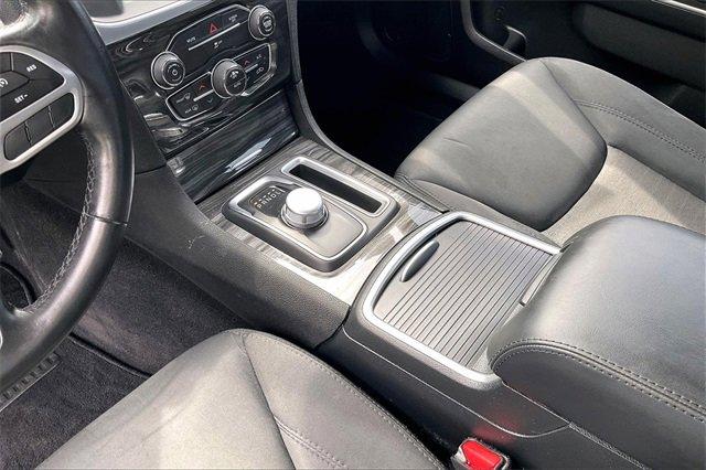 2019 Chrysler 300 Vehicle Photo in INDEPENDENCE, MO 64055-1314