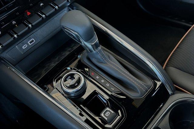 2024 GMC Canyon Vehicle Photo in STOCKTON, CA 95212-2838