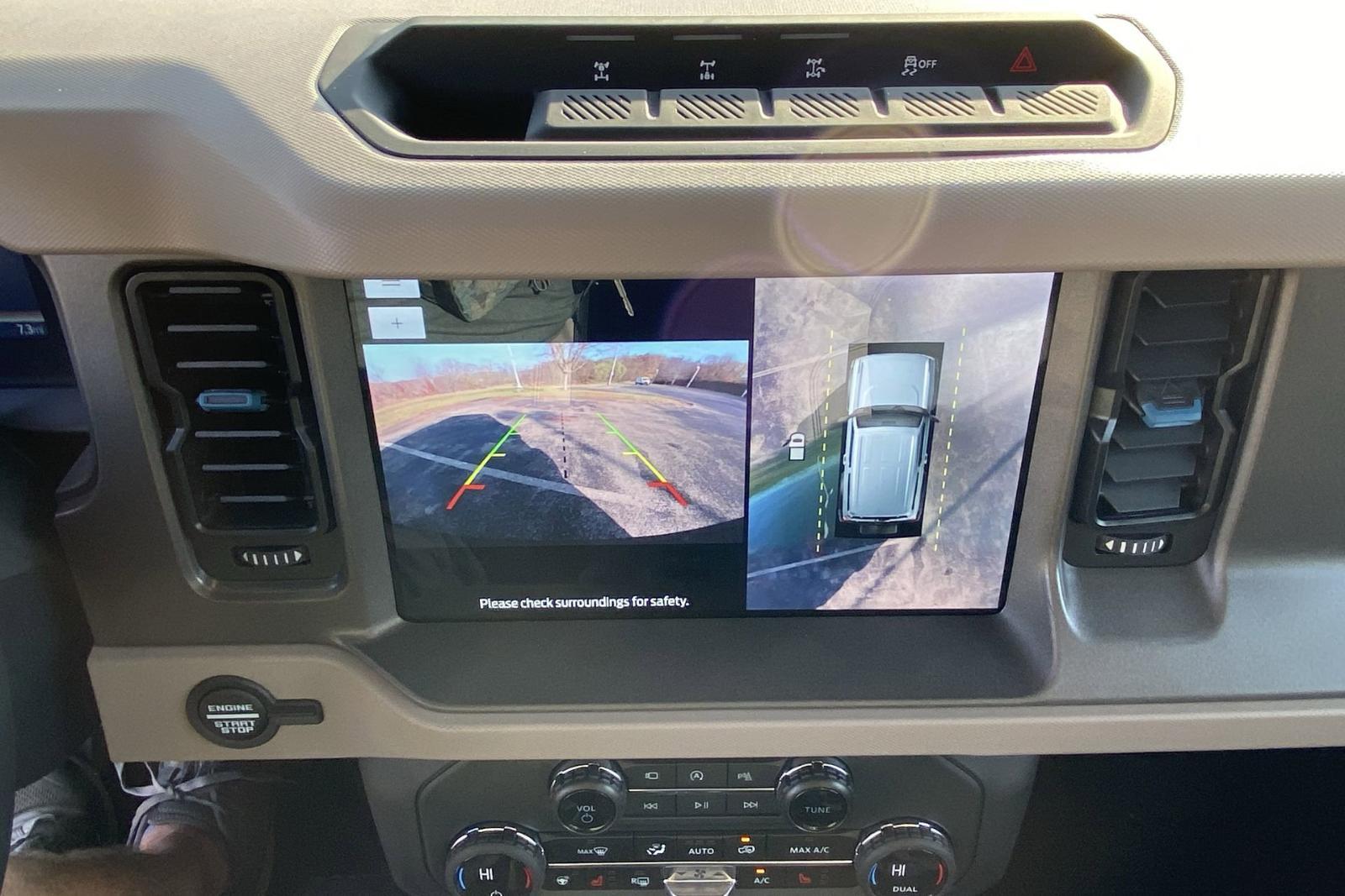 2024 Ford Bronco Vehicle Photo in Belle Vernon, PA 15012