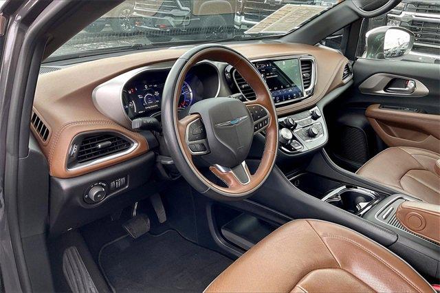 2021 Chrysler Pacifica Vehicle Photo in INDEPENDENCE, MO 64055-1314
