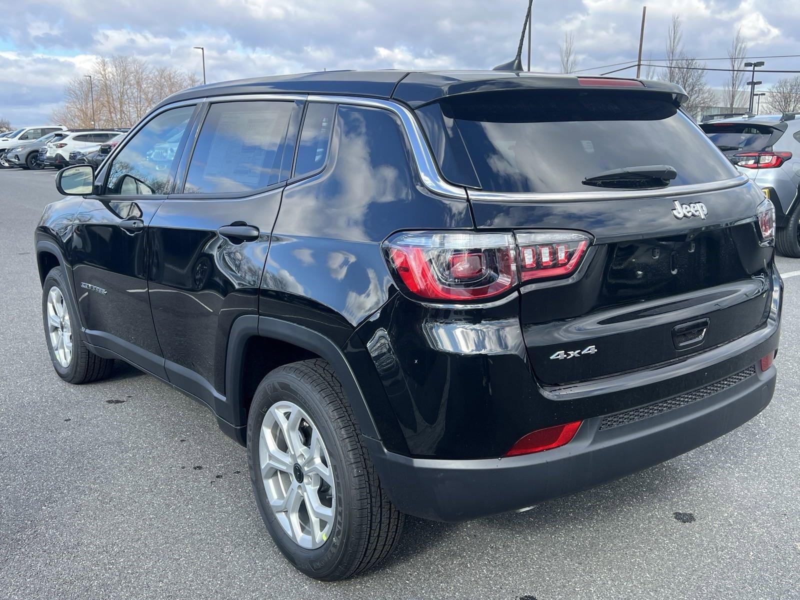 2025 Jeep Compass Vehicle Photo in Mechanicsburg, PA 17050-1707