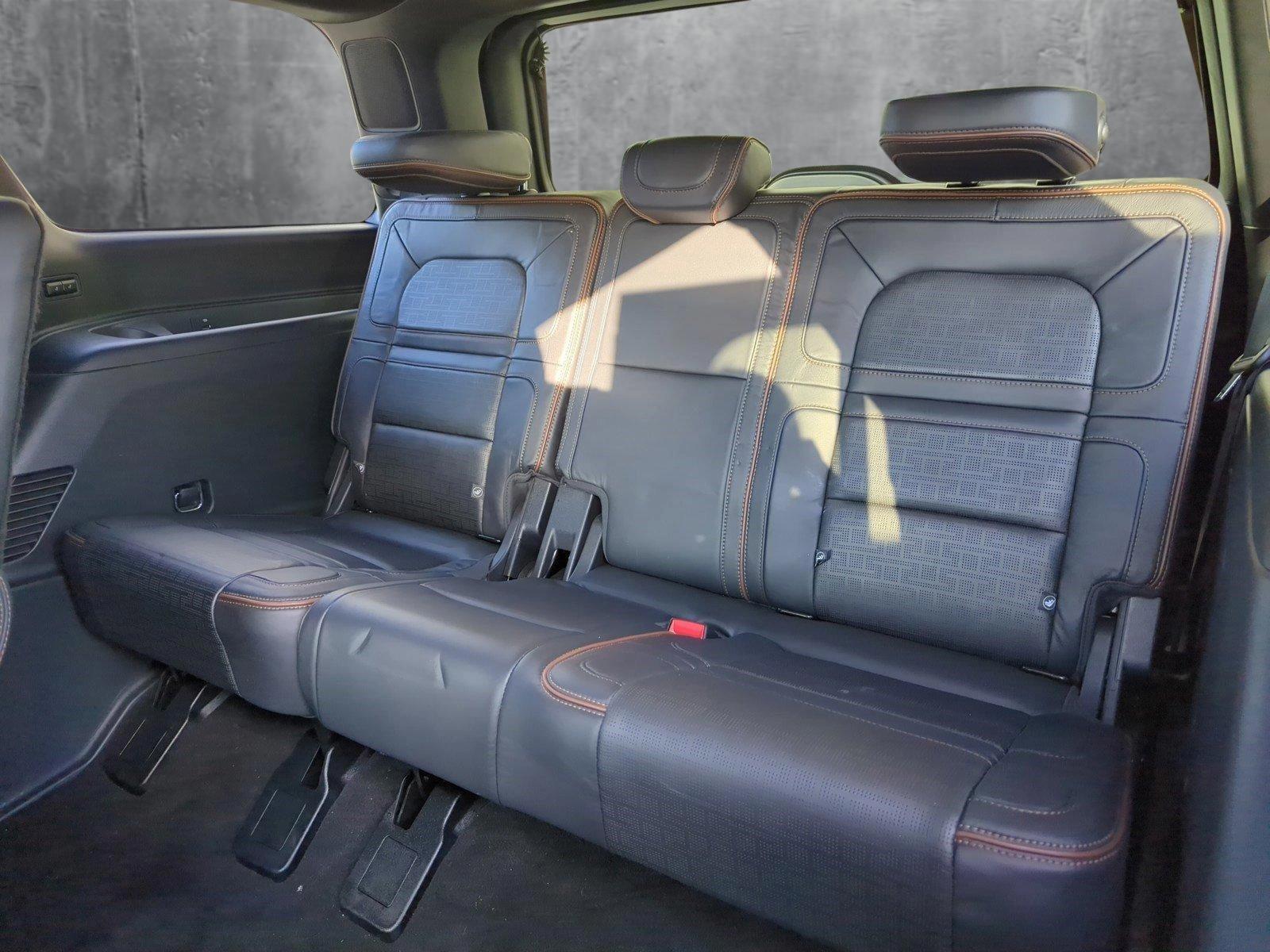 2023 Lincoln Navigator Vehicle Photo in Pembroke Pines, FL 33027