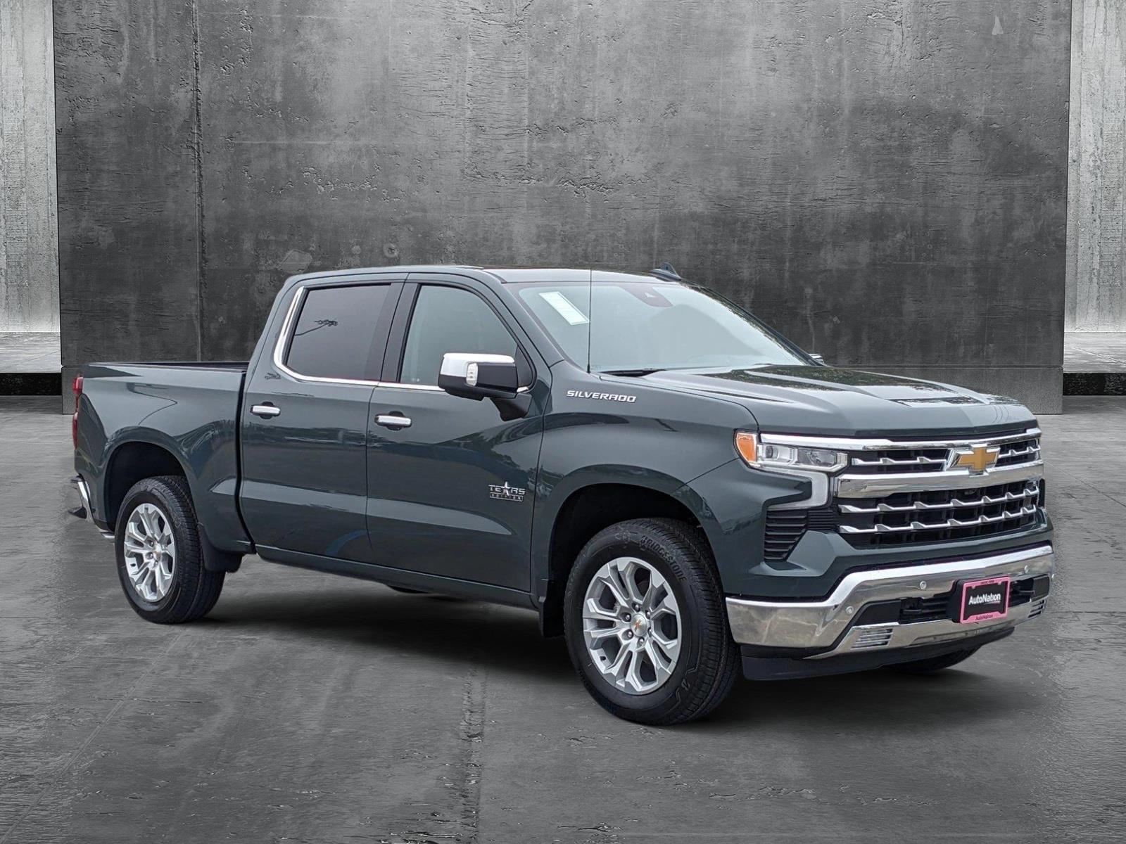 2025 Chevrolet Silverado 1500 Vehicle Photo in HOUSTON, TX 77034-5009