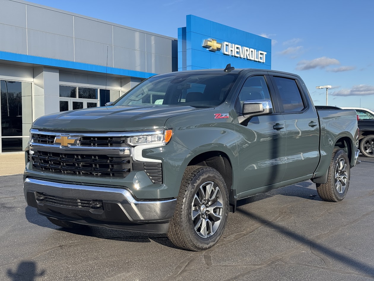 2025 Chevrolet Silverado 1500 Vehicle Photo in BOONVILLE, IN 47601-9633