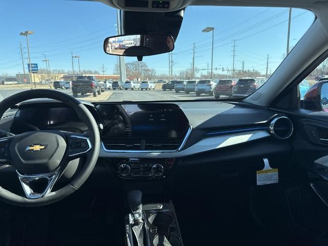 2025 Chevrolet Trax Vehicle Photo in MANHATTAN, KS 66502-5036
