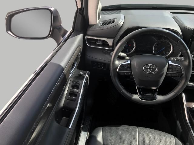 2021 Toyota Highlander Vehicle Photo in GREEN BAY, WI 54303-3330
