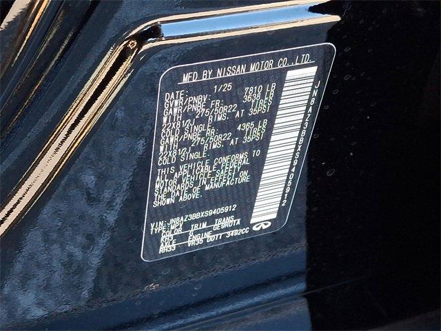 2025 INFINITI QX80 Vehicle Photo in Willow Grove, PA 19090