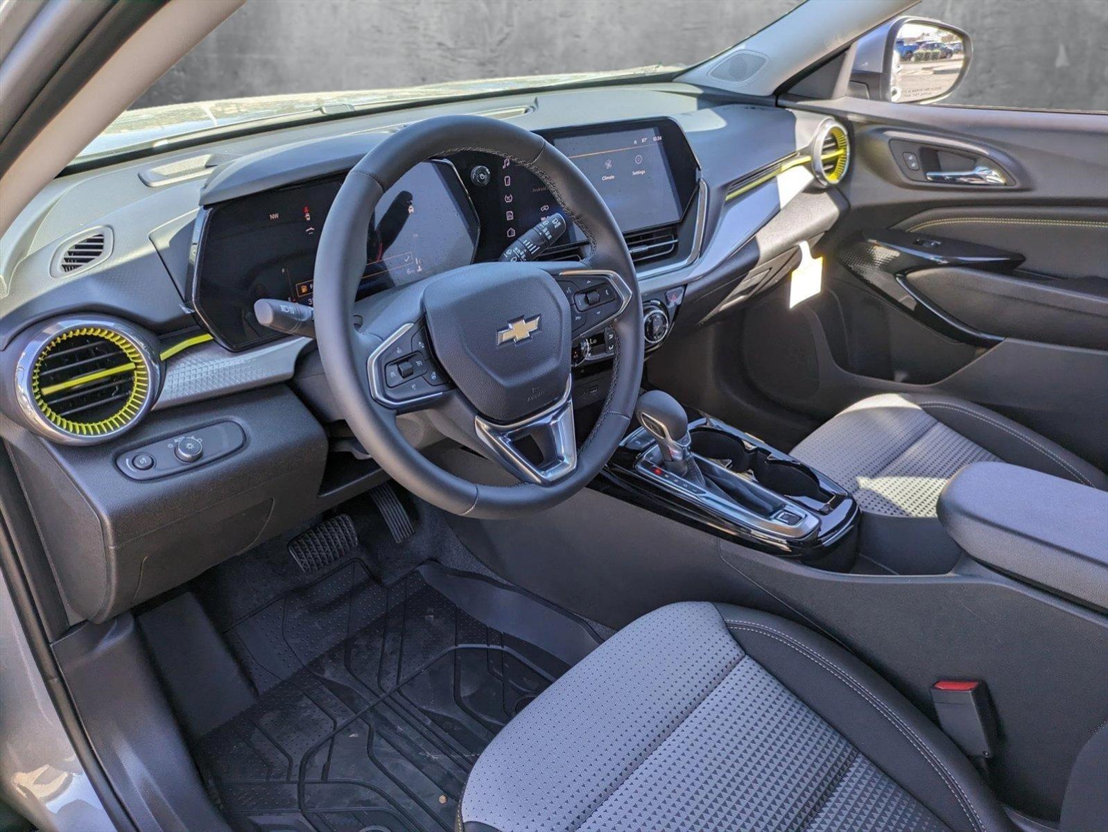 2025 Chevrolet Trax Vehicle Photo in GILBERT, AZ 85297-0446