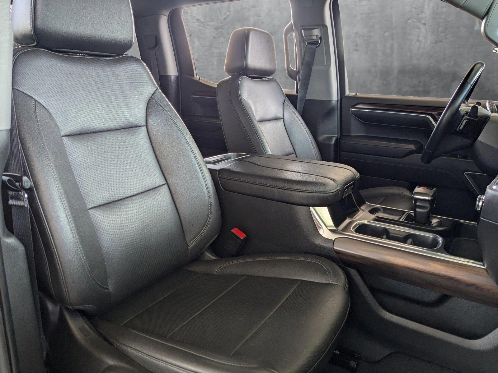 2023 GMC Sierra 1500 Vehicle Photo in VALENCIA, CA 91355-1705