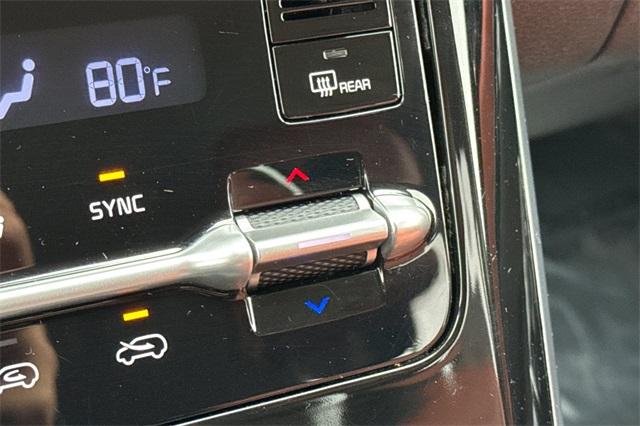 2022 Kia Carnival Vehicle Photo in ELK GROVE, CA 95757-8703
