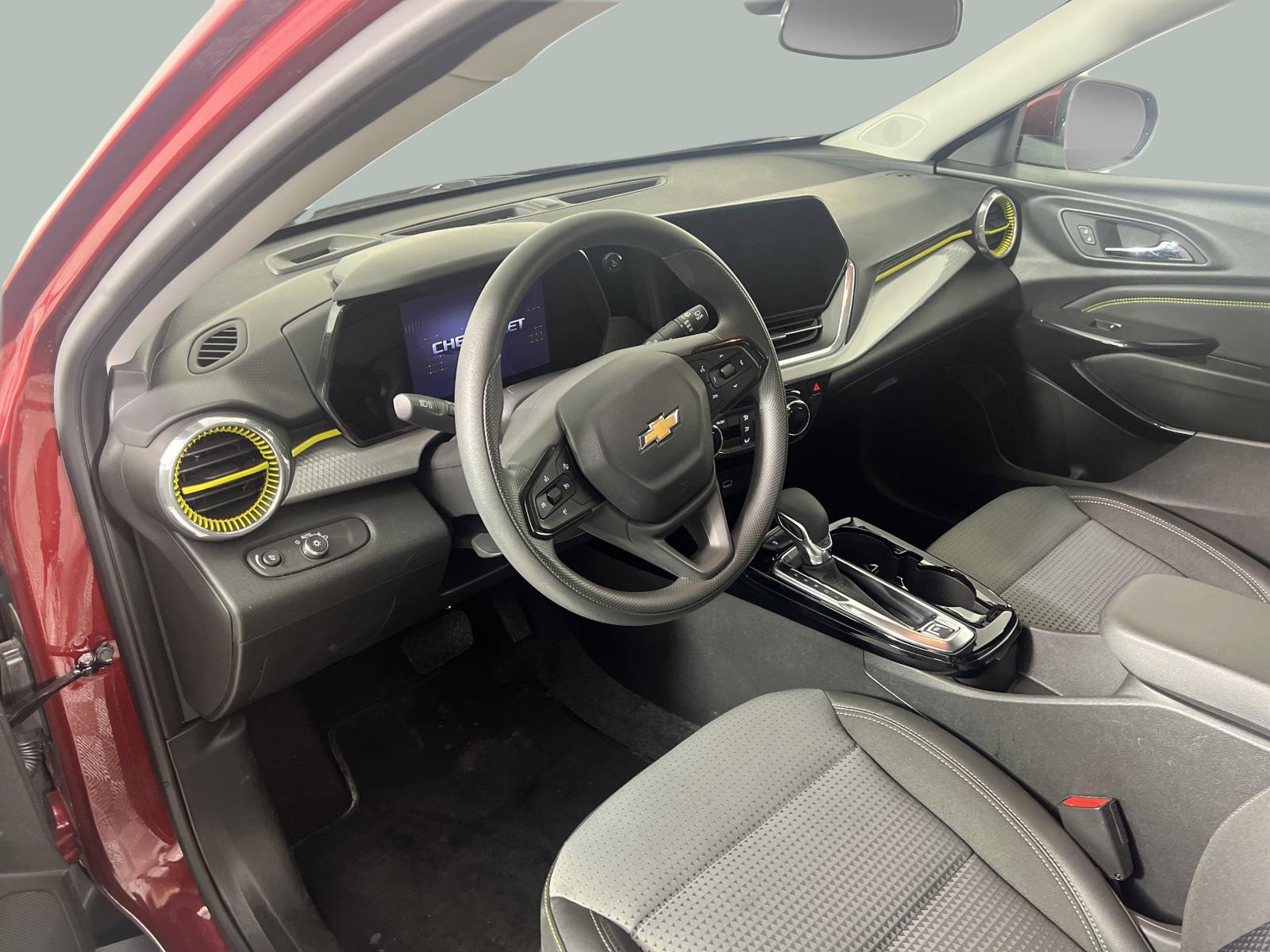 2024 Chevrolet Trax Vehicle Photo in GEORGETOWN, TX 78626-7508