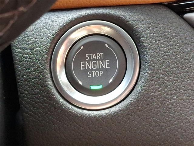 2025 Cadillac XT4 Vehicle Photo in ALLENTOWN, PA 18103-7399