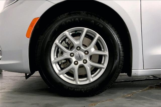 2022 Chrysler Pacifica Vehicle Photo in Kansas City, MO 64114