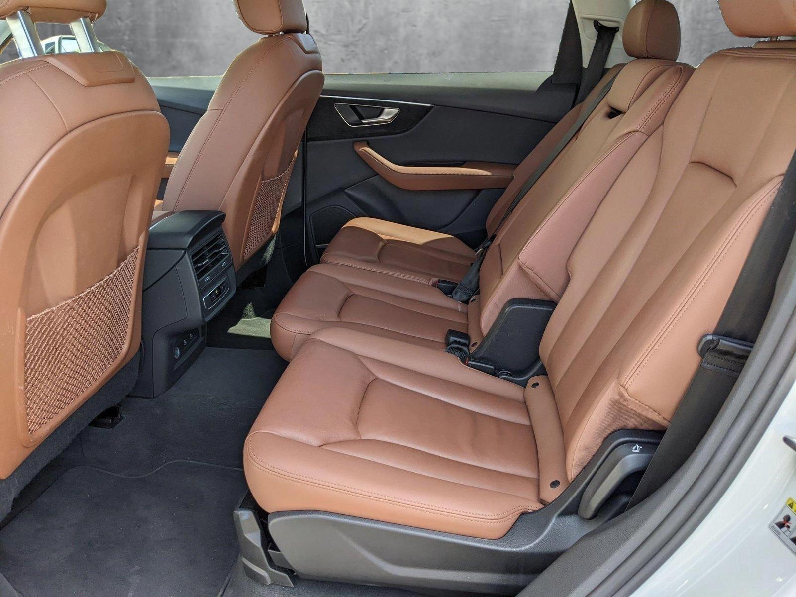 2023 Audi Q7 Vehicle Photo in Cockeysville, MD 21030