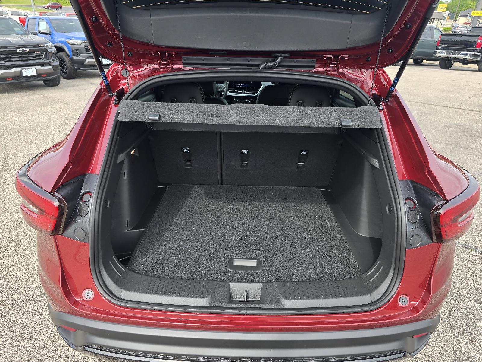 2025 Chevrolet Trax Vehicle Photo in Rolla, MO 65401